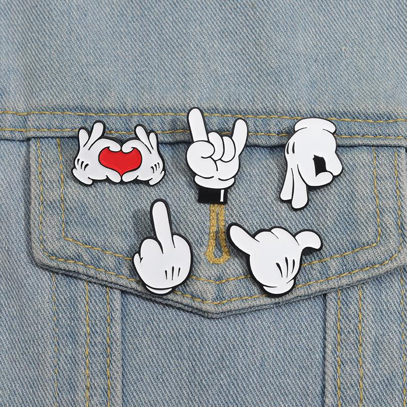 Cartoon Finger Gesture Love You Brooch Enamel Pin Creative Metal Decoration Brooch Backpack Lapel Badge Jewelry Gift for Friends