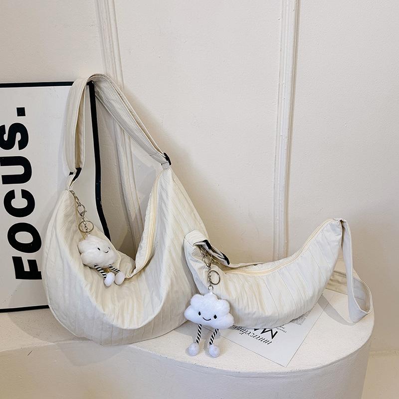 Женская сумка кроссбоди 2025 новая весенняя в ленивом стиле, повседневная в иностранном стиле, большой вместимости, литературная и простая на плечо, сумка-тоут