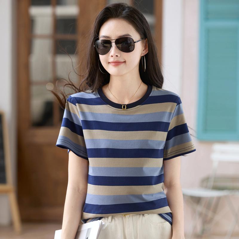 Полосатая футболка на правое плечо, женская футболка с короткими рукавами, новинка 2024 года, лето 2024, свободная утягивающая повседневная спортивная футболка, уменьшающий возраст топ