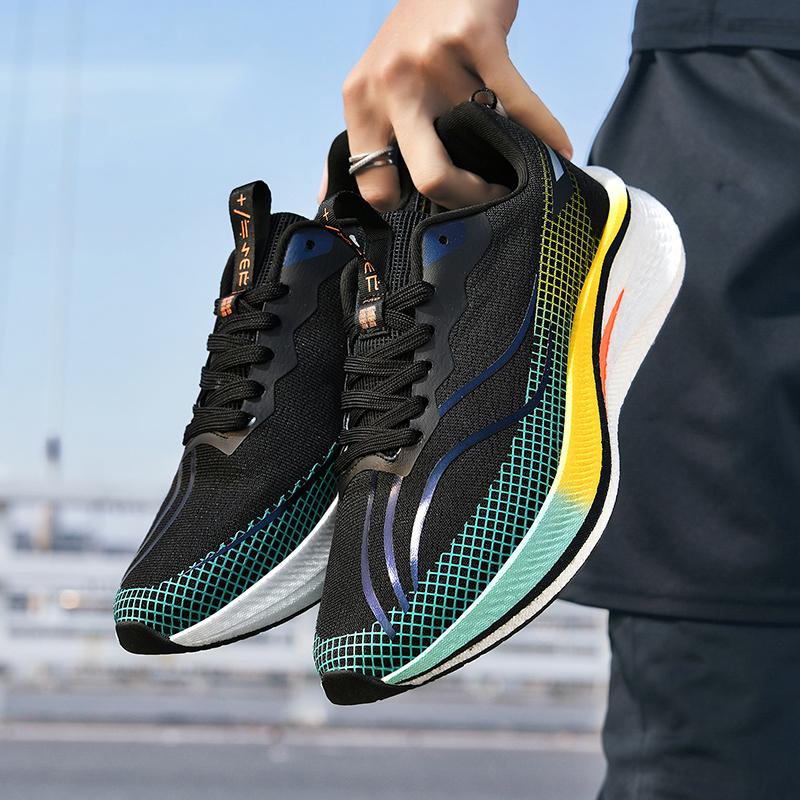 Men's Casual Sports Shoes High Quality Carbon Plate Sports Shoes for Lovers Comfortable Soft Sole Cushioned Sports Shoes for Men