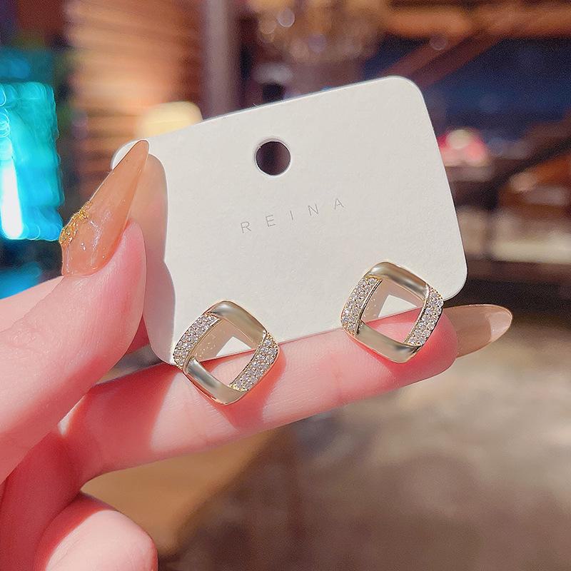 Серебряные геометрические квадратные серьги S925 для женщин, стиль знаменитости, супер-сказочный вид, микро-инкрустированные бриллиантами