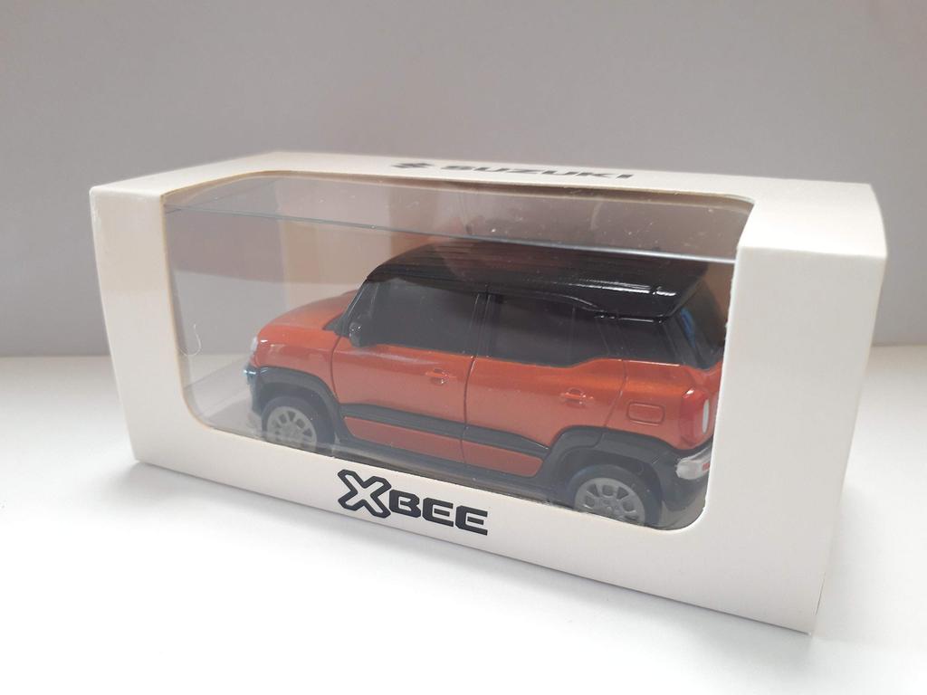 Not for sale Suzuki XBEE pull-back miniature car in Flame Orange Pearl Metallic and Black