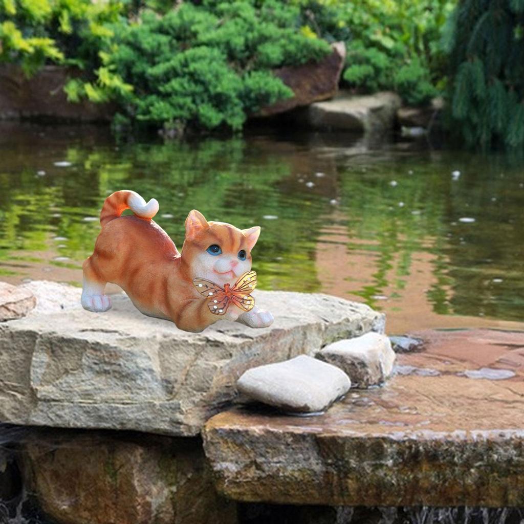 Garden Cat Statue with Solar Light Outdoor Statues for Patio