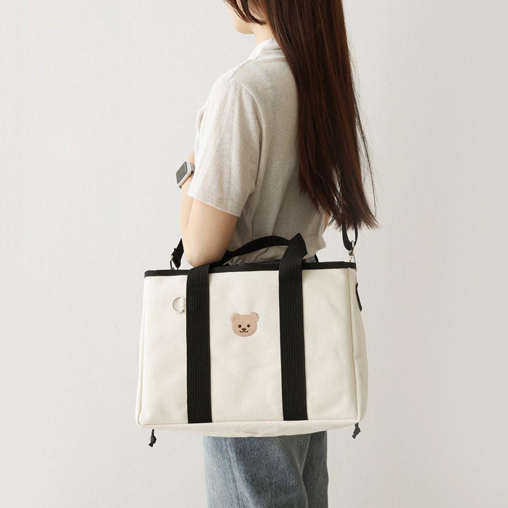 Hot Sale Korean Ins Mommy Bag Large Capacity Bear Handheld Bag New Lightweight Storage Mommy Baby Bag
