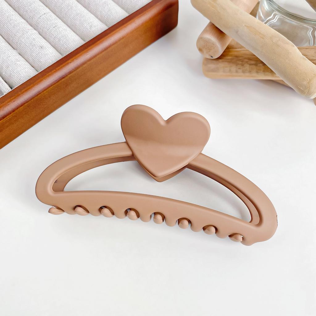 13cm Fashion Heart Good Big Shark Hair Claw Clips Clamps for Women Girls Vintage Headband for Gift Party Hair Accessories Tool