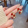 Новые серьги-гвоздики с искусственным жемчугом и красной розой для женщин, корейские серьги-кисточки с цветком и стразами, ювелирные изделия для свадебной вечеринки невесты