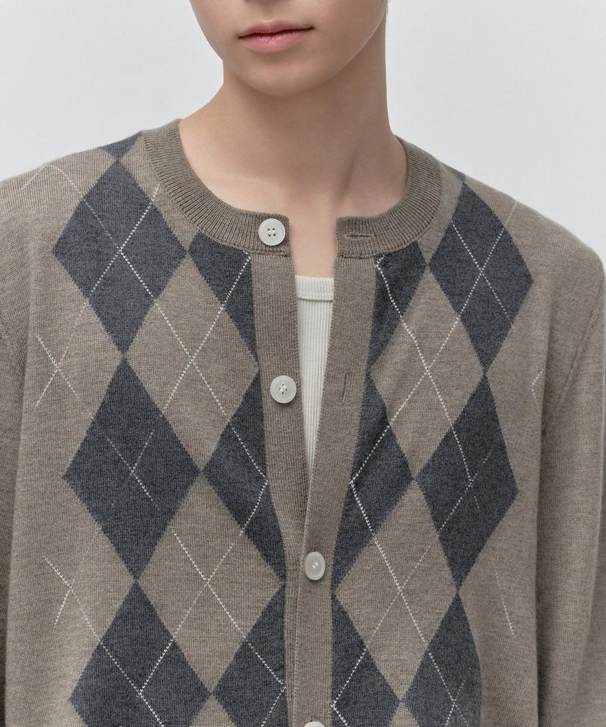 MUSINSA STANDARD Argyle Round Neck Cardigan [Taupe]