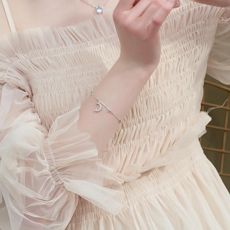 Серебряный браслет S925, маленький свежий браслет для женщин, милый блестящий браслет в форме полумесяца, круглый браслет из бисера со звездой и луной