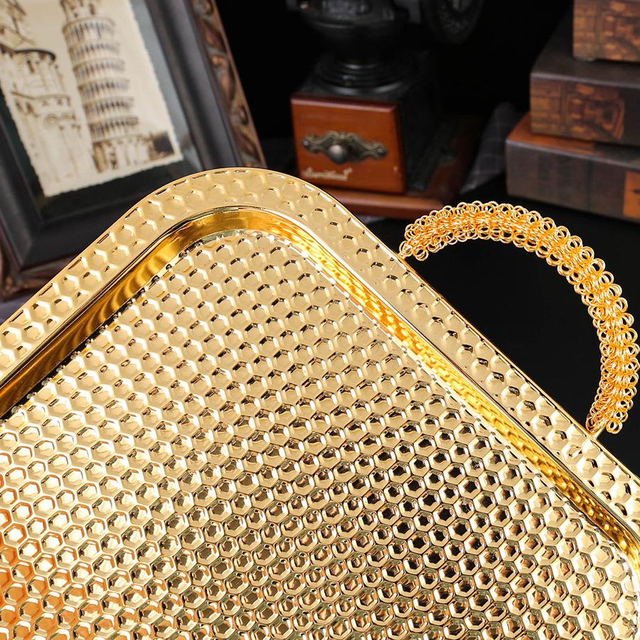 Европейский квадратный поднос-украшение Металлический квадратный поднос с точечной чеканкой Фруктовая тарелка Тарелка для выпечки торта Десертная тарелка Кабаре принадлежности