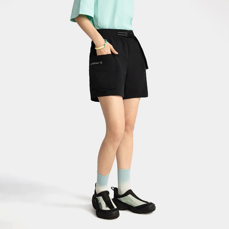 Li Ning CF Водоотталкивающие однотонные многокарманные удобные универсальные шорты-карго женские шорты Черный AKSV230-3