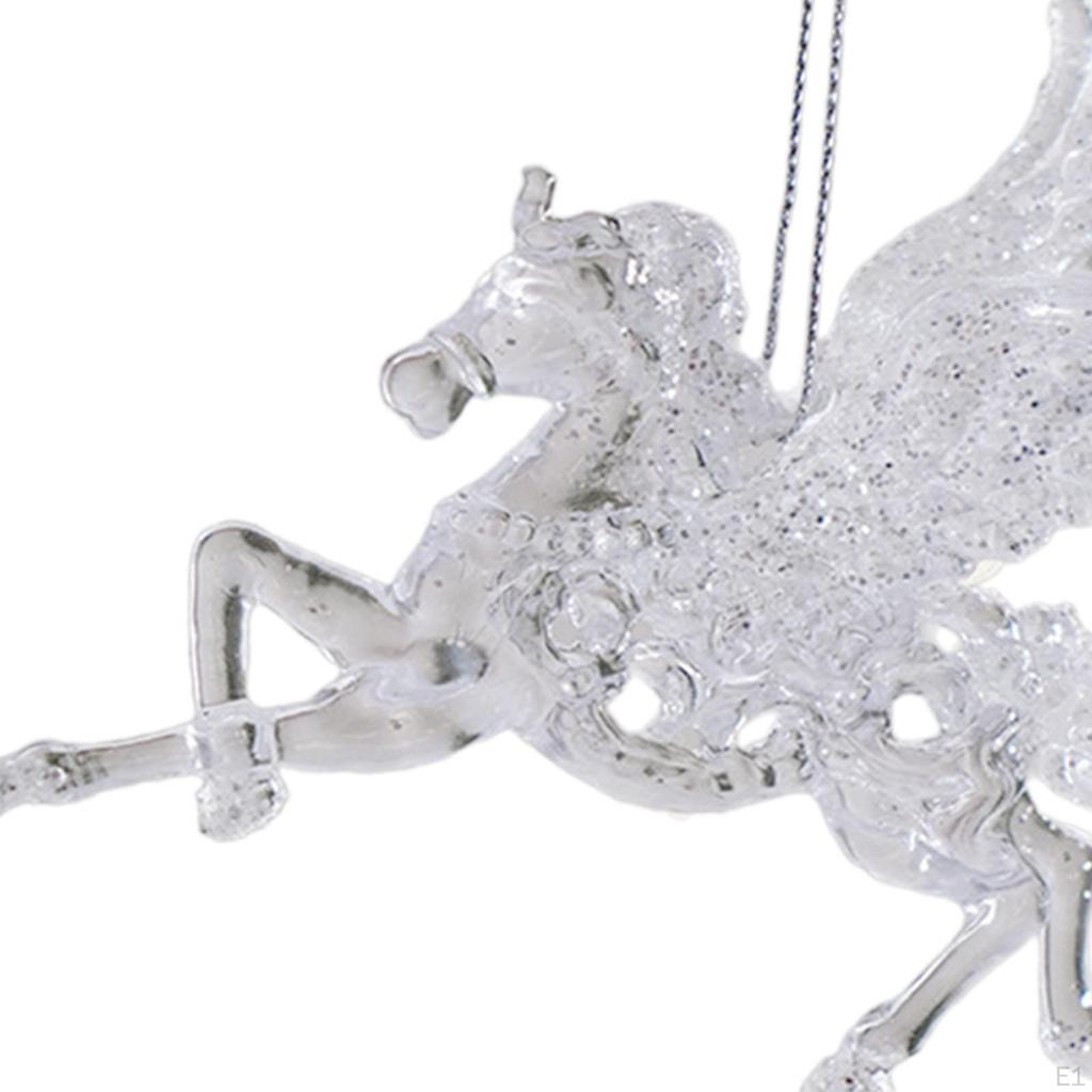 Подвеска в виде елочного украшения - подарочный предмет для праздничного декора