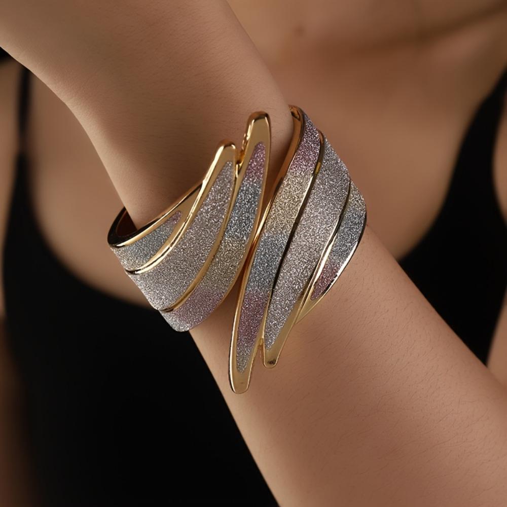 Open Cuff Shiny Hand Jewelry Fashionable Metal Cuff Bangles Angel Wings Cuff Bracelet  Girls