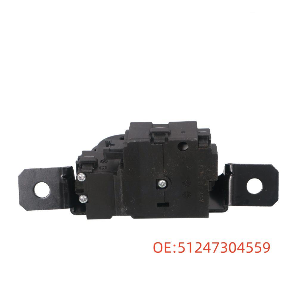 Замок задней двери багажника BMW F22/F23/F87 51247304559