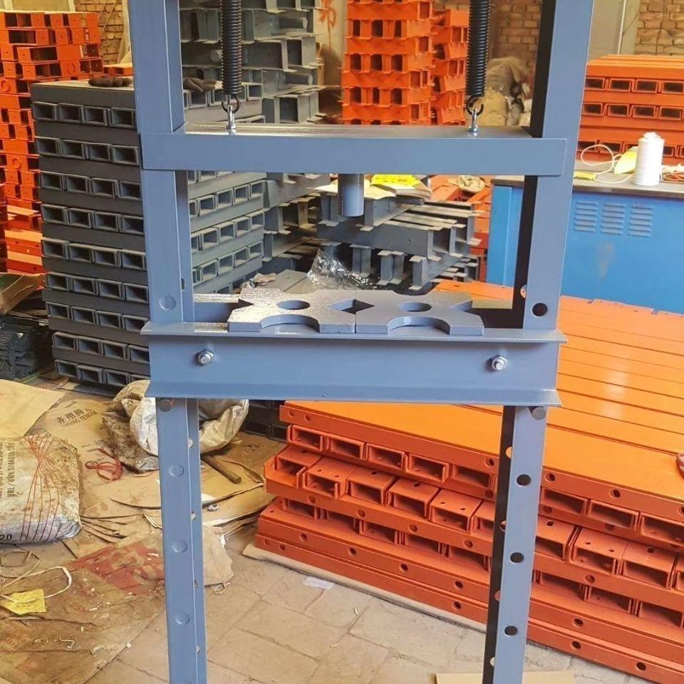 20-Ton Manual Hydraulic Press for Car Bearing Removal and Auto Repair, 32T Press Bed Extrusion Tool