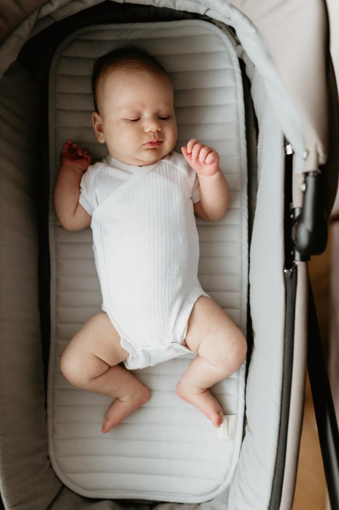 Вставка против пота для люльки серая