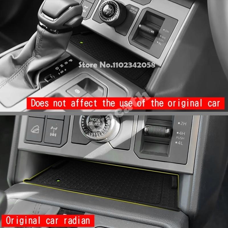 FOR TOYOTA HILUX 2026 2027 silicone center control Upper storage box pad panel wireless charging pad Interior Accessories