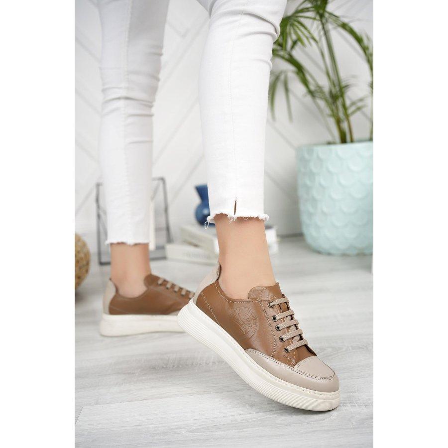 Женские кроссовки из натуральной кожи