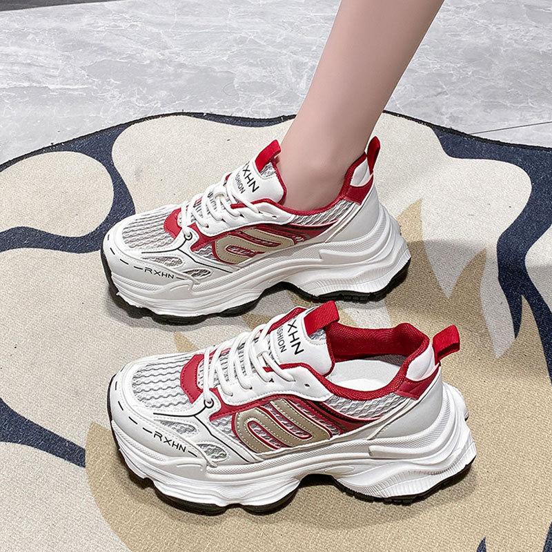 Детские кроссовки на толстой подошве, популярные новинки 2025 года, весенне-осенние дышащие сетчатые кроссовки, увеличивающие рост, повседневная спортивная обувь