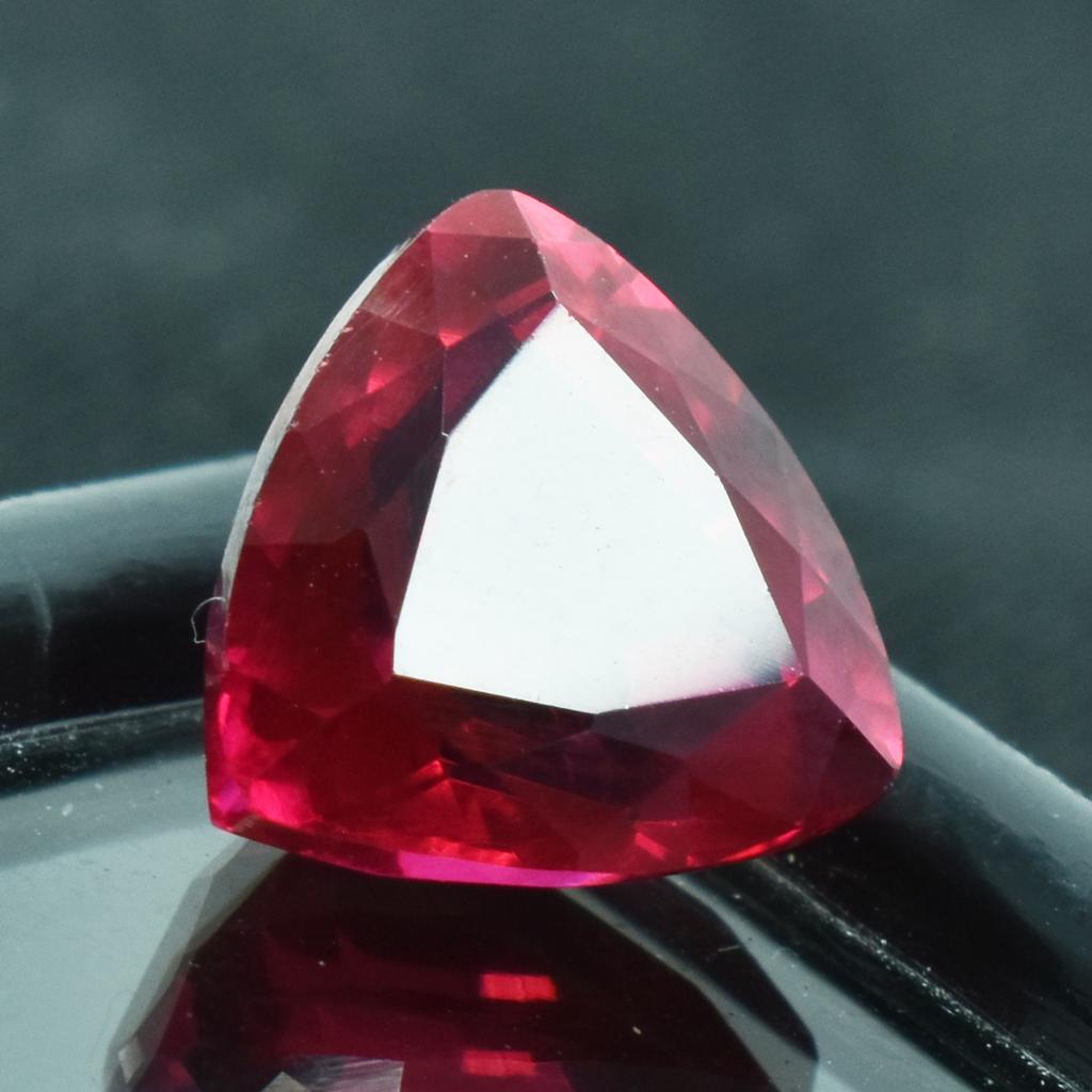 4.80 Carat Red Ruby Trillion Shape Natural Loose Gemstone CERTIFIED SU-1176