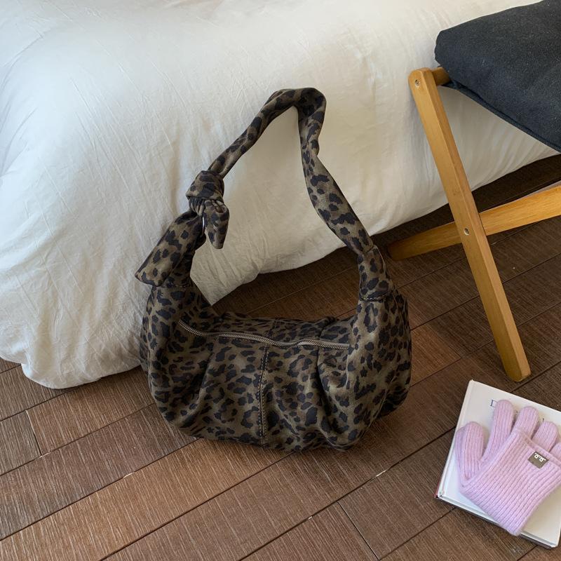 Сумка премиум-текстуры женская большой вместимости 2025 новая повседневная модная ретро на плечо сумка-мессенджер нишевая сумка-пельмень