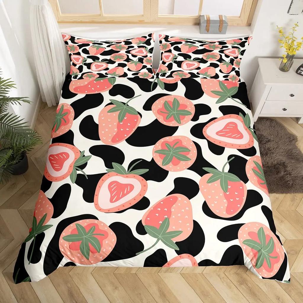 Strawberry Duvet Cover SetRed Strawberry Bedding Set For Girls Cute Black White Geometric Plaid Grid Comforter Cover Full Size