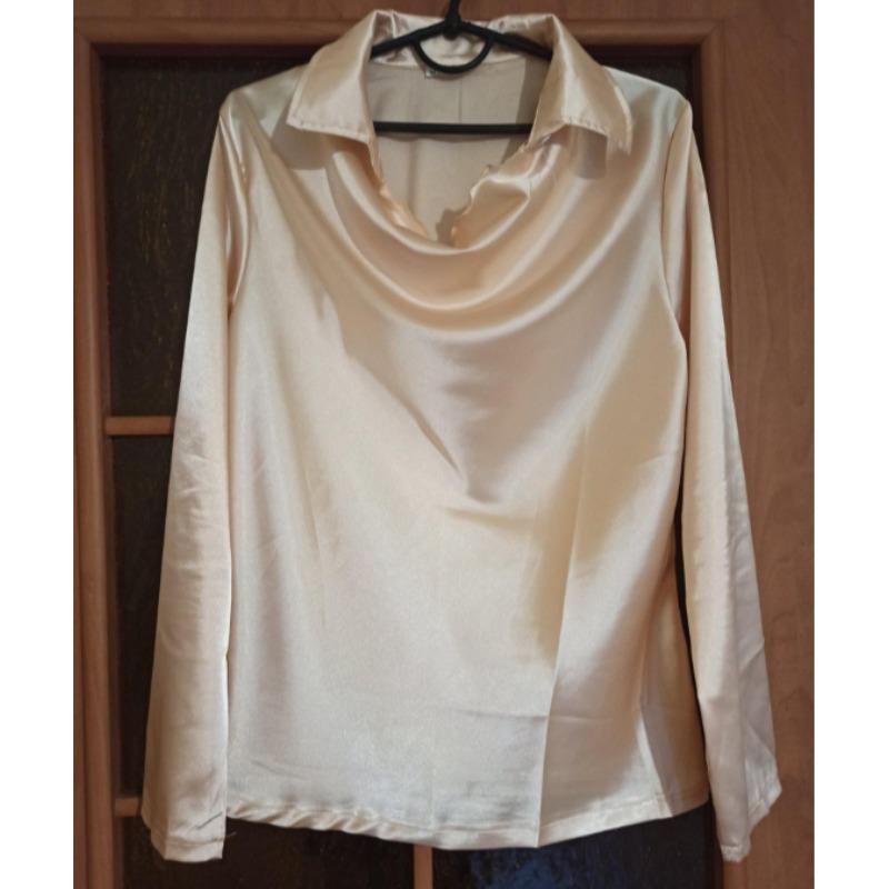 Простая и элегантная женская рубашка с принтом и воротником-качели