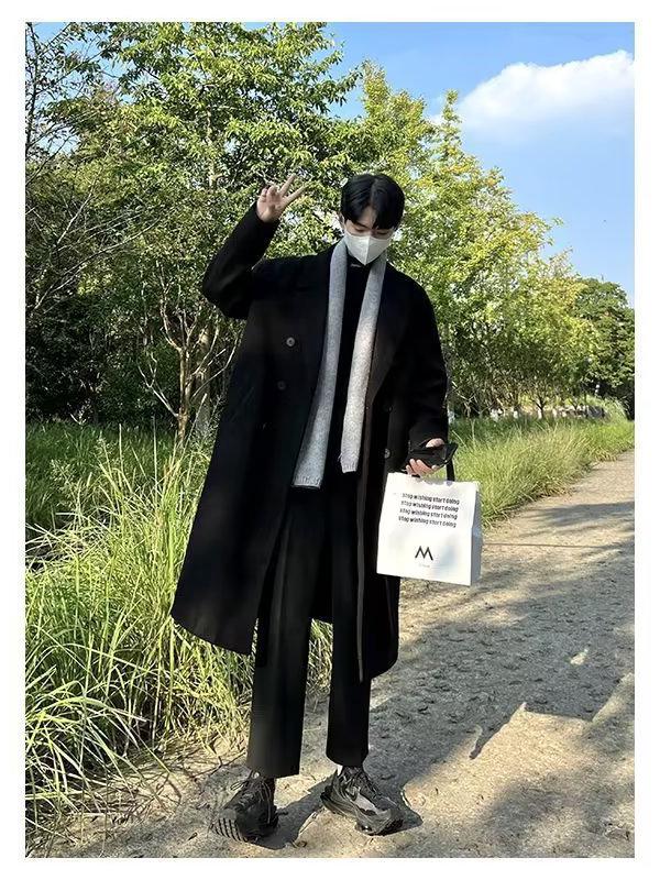 Мужское шерстяное пальто средней длины черного цвета - Утепленный тренч в корейском стиле для осени и зимы