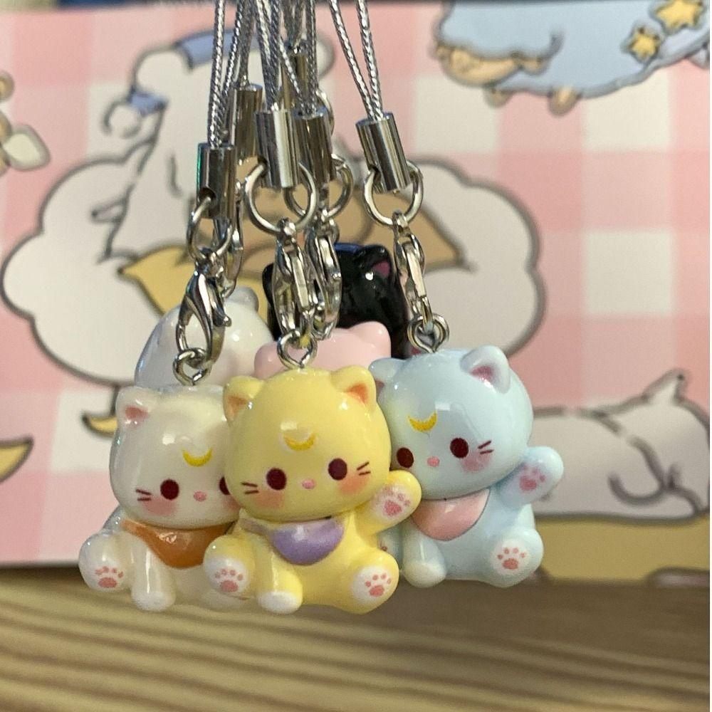 Resin Cute Kitten Pendants DIY Cute Keychain New Waving Cat Keychain  Home Desktop Decoration