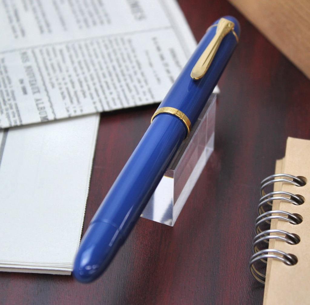 Перьевая ручка Pelikan EF Extra Fine Point Iconic Blue Classic M120 Inhalation Type Limited Оригинальный импортный продукт