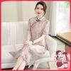 O'rta yoshli ayollar uchun moda ozdiruvchi ko'ylak Keng cheongsam yozgi ko'ylak Elegant va zamonaviy