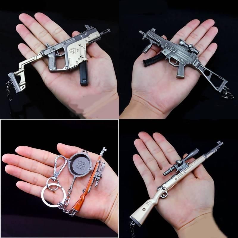 Model Gun Pubg Keychain Metal Game Peripheral Backpack Pendant Gift Children