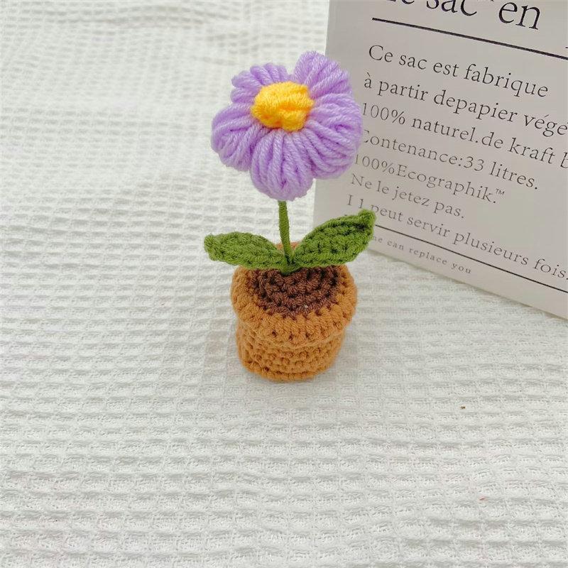Mini Potted Crochet Homemade Tulip Flower Rose DIY Hand-Woven Home Decoration Wool Finished Product