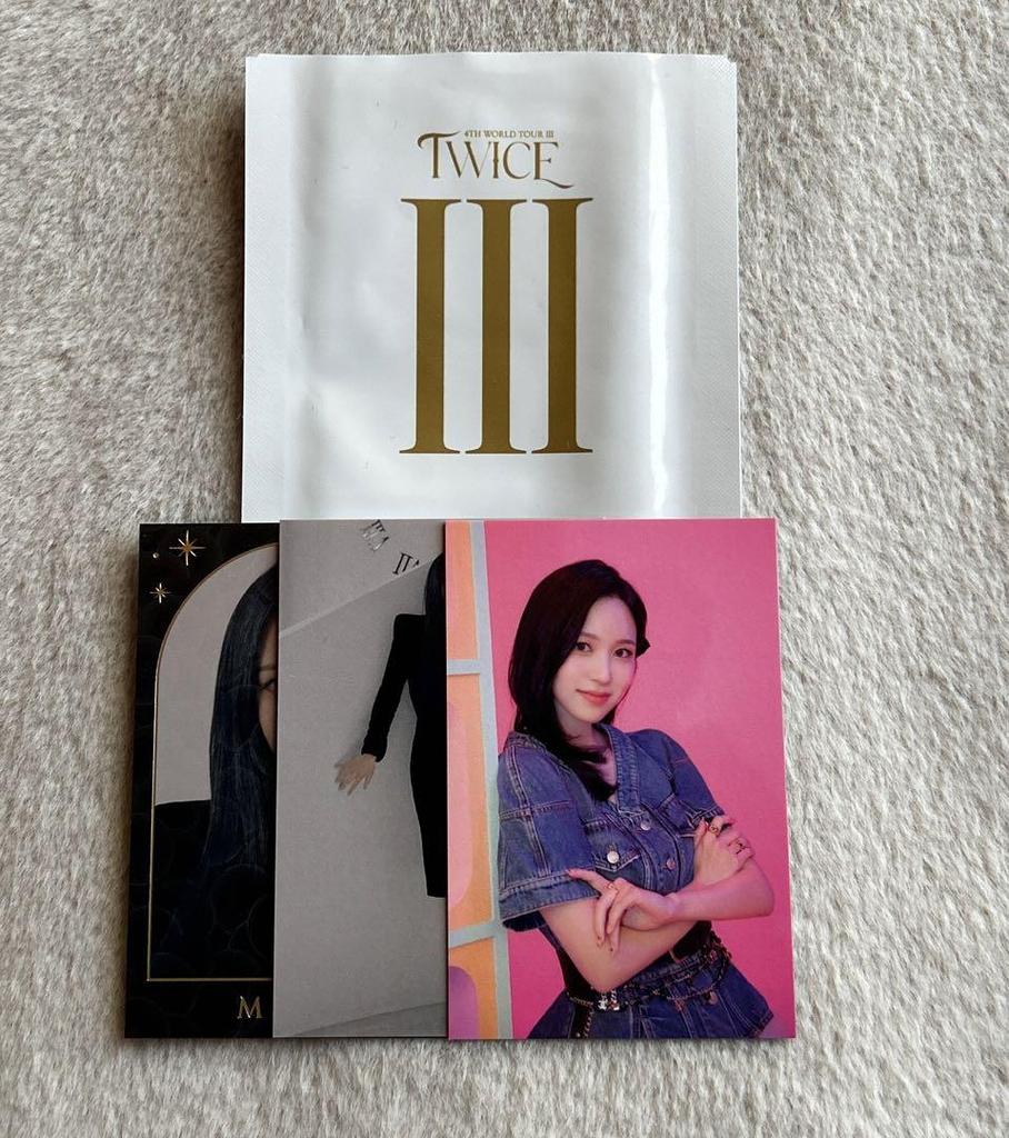 [USED] TWICE 4TH WORLD TOUR III World Tour Trading Card Mina