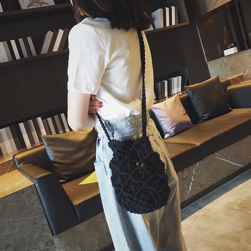 Summer New Water Bucket Bag Korean Version Beach Grass Woven Bag Hollow Woven Shoulder Bag Crossbody Bag Small Bag Girl MIT