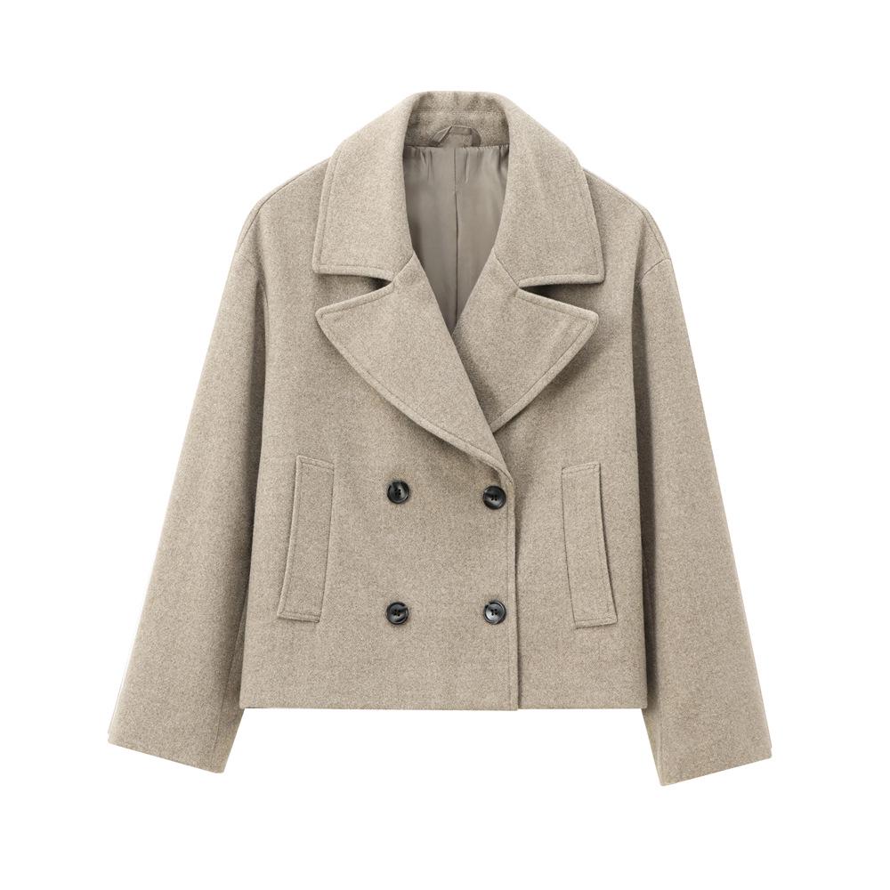 Женское двубортное короткое пальто из смесовой шерсти - Коллекция Осень/Зима 2024