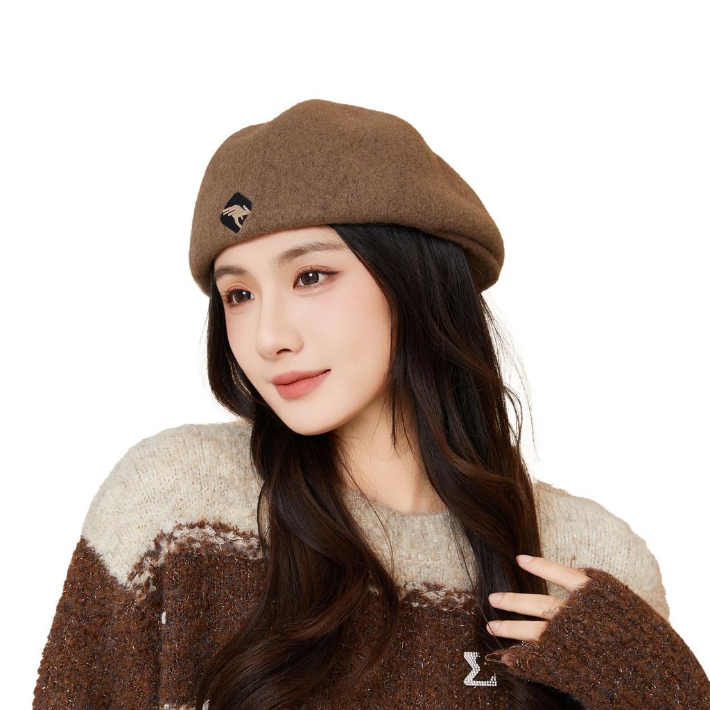 Japanese Reversible Woolen Beret for Women Versatile Niche Ins Style Warm Forward Hat Fashionable Travel Hat