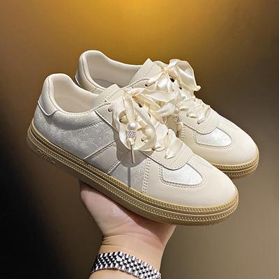 Женские повседневные кроссовки, новые модные туфли для девочек из вулканизированной износостойкой ткани, высококачественные туфли на плоской подошве с защитой от скольжения, женская обувь для ходьбы