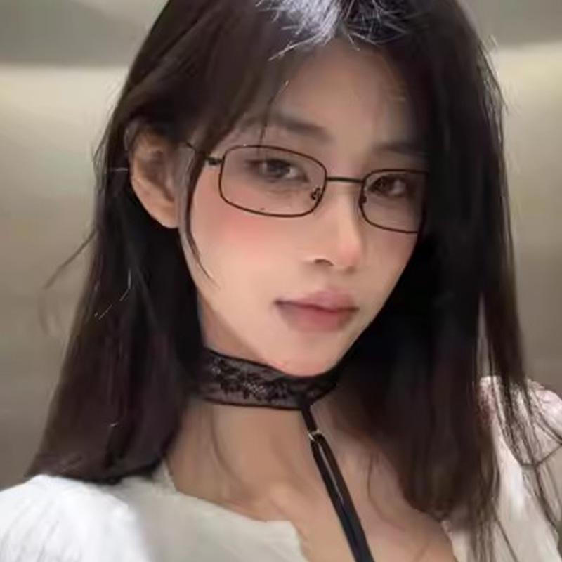 Retro Transparent Small Square Frame Glasses for Women Men Metal Eyeglasses Clear Reading Spectacle Blue Light Blocking Glasses