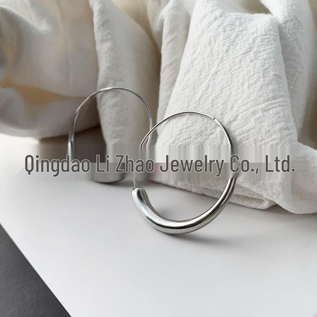 Elegant French Retro Circle Earrings - High-Quality Texture and Timeless Fashion