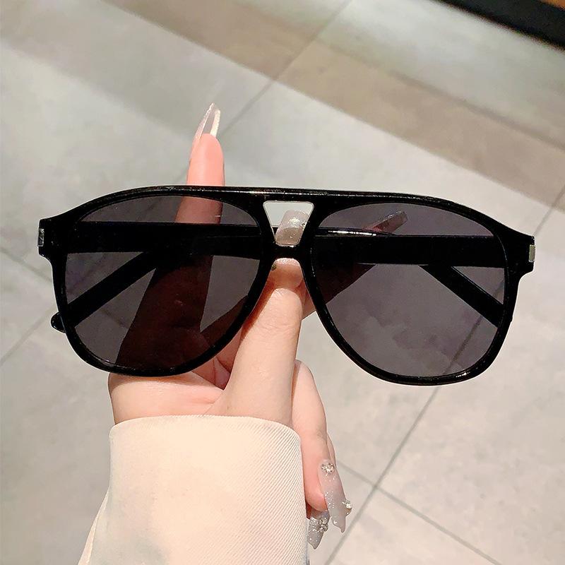 Luxury Brand Designer Big Frame Pilot Sunglasses Women For Men Trend Sun Glasses Vintage Punk Shades Popular Eyeglasses Uv400