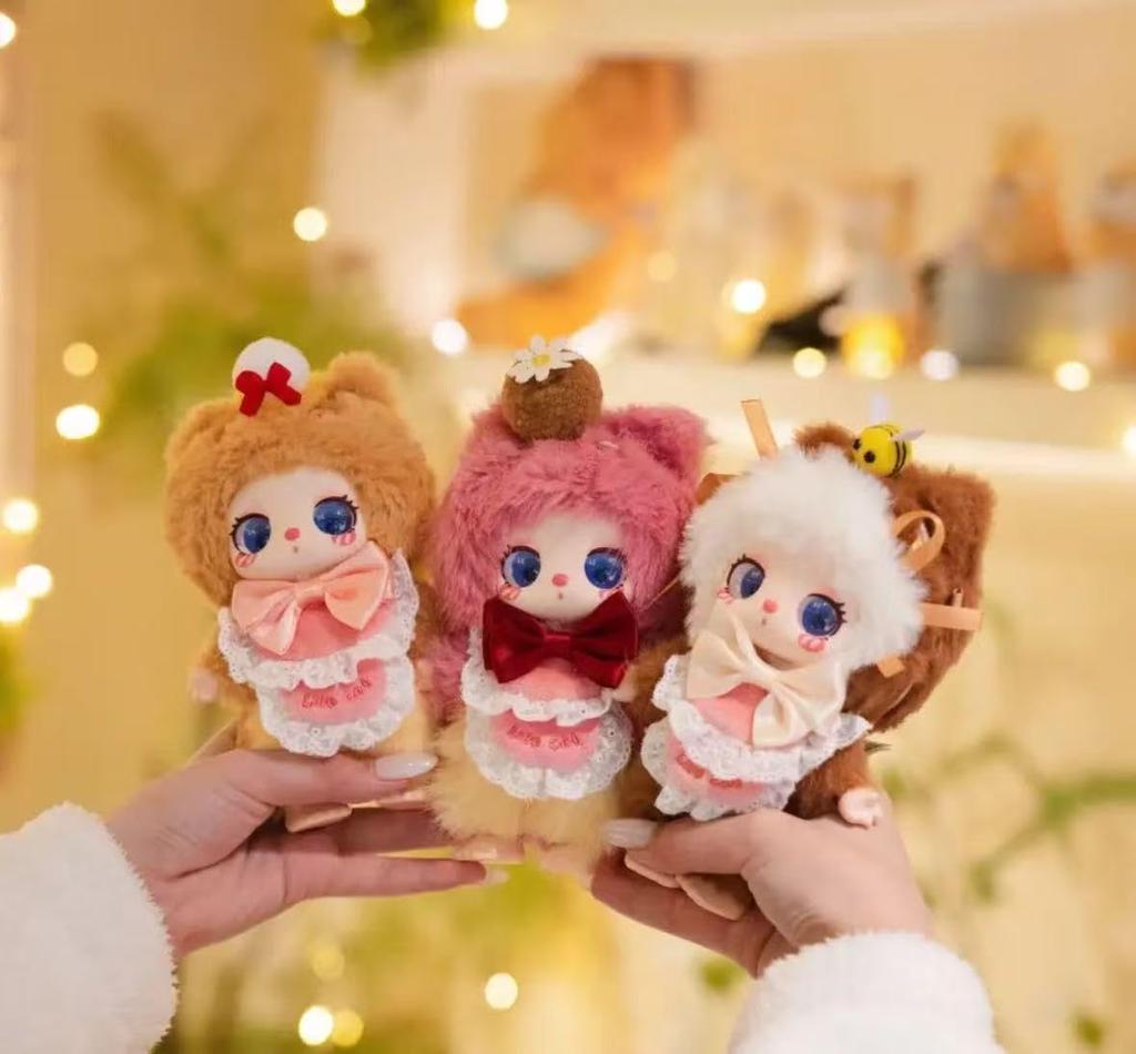 Liila Toys 4-е поколение Сладости-тематический милый котенок Аутентичный стиль шеф-повара по сладостям x Пушистый дизайн Yomogimatsu и большая лента 7 видов (Включая 1