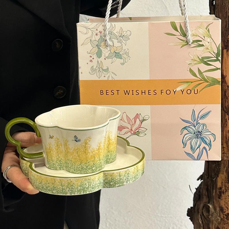 Керамическая кофейная чашка и блюдце в стиле французского ретро, изысканная, высококлассная, в стиле легкой роскоши, подарочная коробка, сувенир