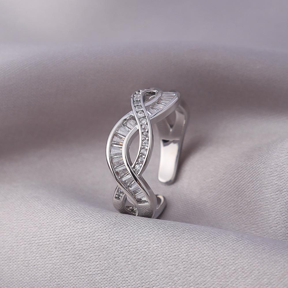 High-End French Zircon Ring: Stylish, Simple Copper Jewelry Design