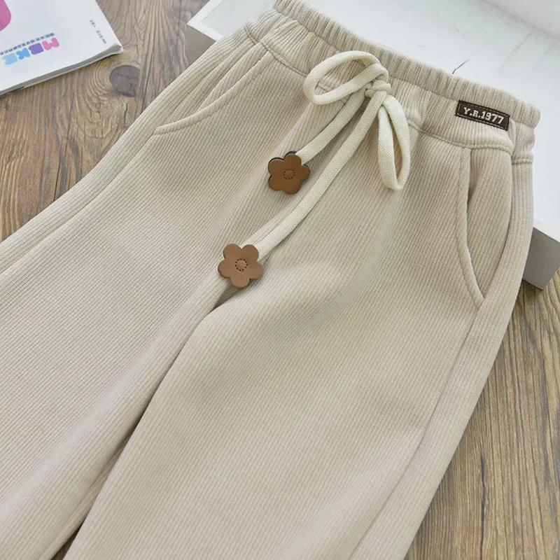 Широкие брюки из вельвета и вельвета для девочек — плотные, стильные и повседневные на осень/зиму