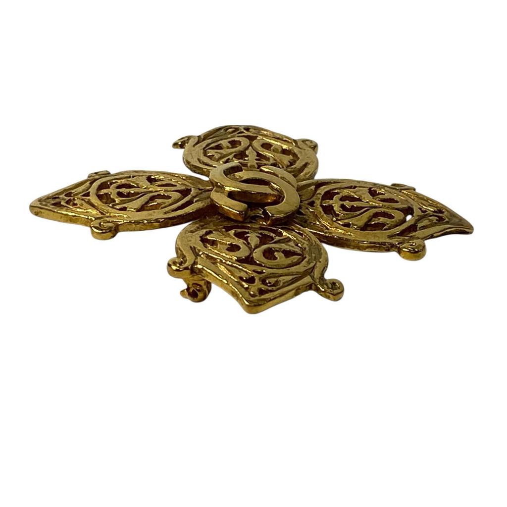 Used CHANELBrooch gold Women