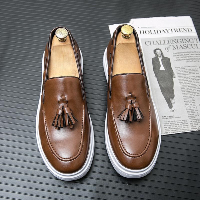 One-pedal Loafers Leather Shoes Men's Spring Lazy Soft Surface Fringed Beanie Shoes Driving Shoes Kitchen Leathershoes