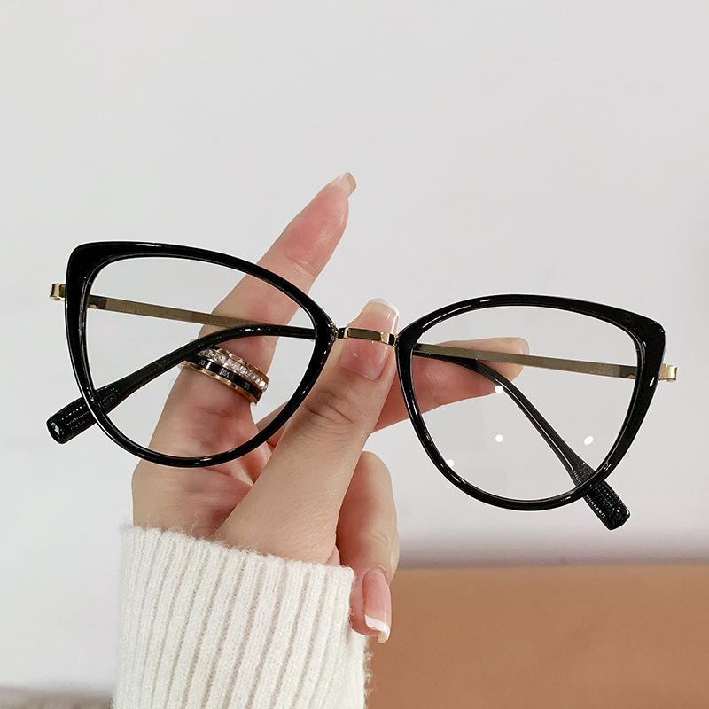 Fashion Cat Eye Frame Eyeglasses Photochromic Blue Light Blocking Glasses Women Men Fashion Metal Optical Spectacles Eyewear