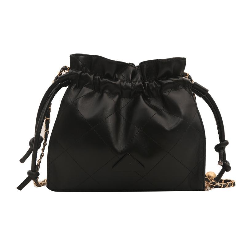 Сумка-цепочка с бриллиантами Корейская сумка-ведро маленького размера высокой ценности Весна-лето Новая нишевая сумка через плечо для женщин