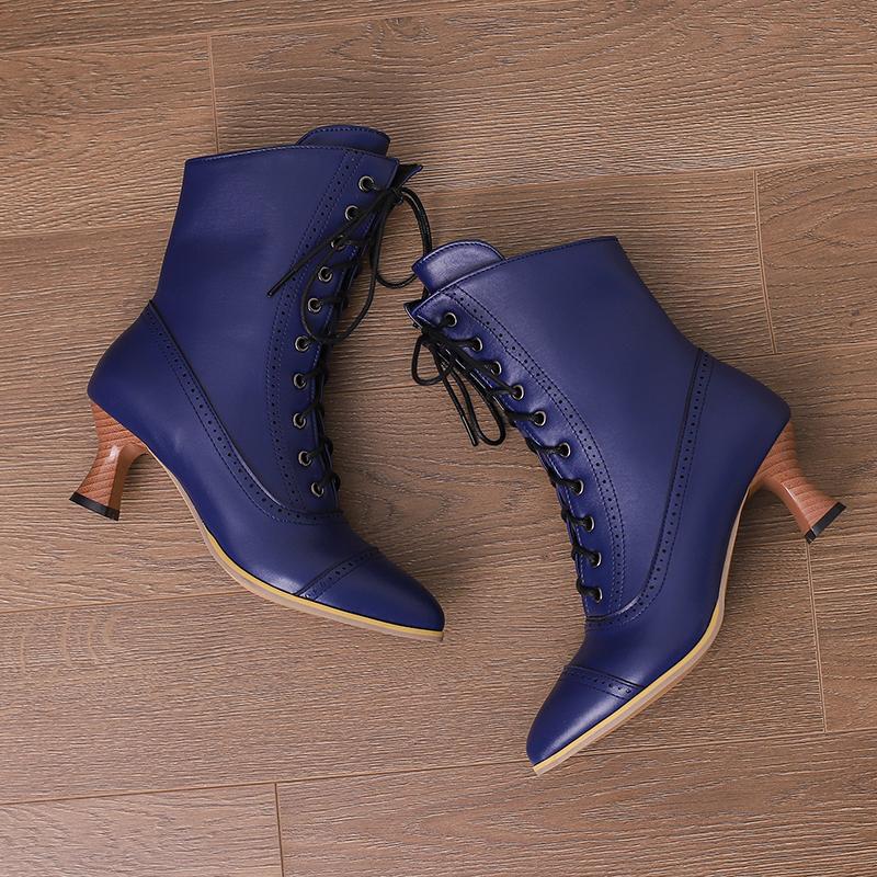 Женские короткие сапоги на высоком каблуке, однотонные остроконечные короткие сапоги в стиле ретро с резным узором, осенне-зимние новые большие женские ботинки