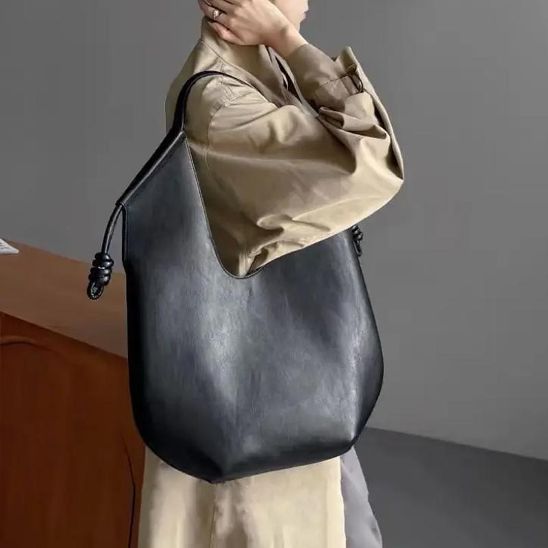 New Niche Minimalist Tote Advanced Large-capacity Commuter Single Shoulder Underarm Bag Fashion Trend Soft Bag MIT